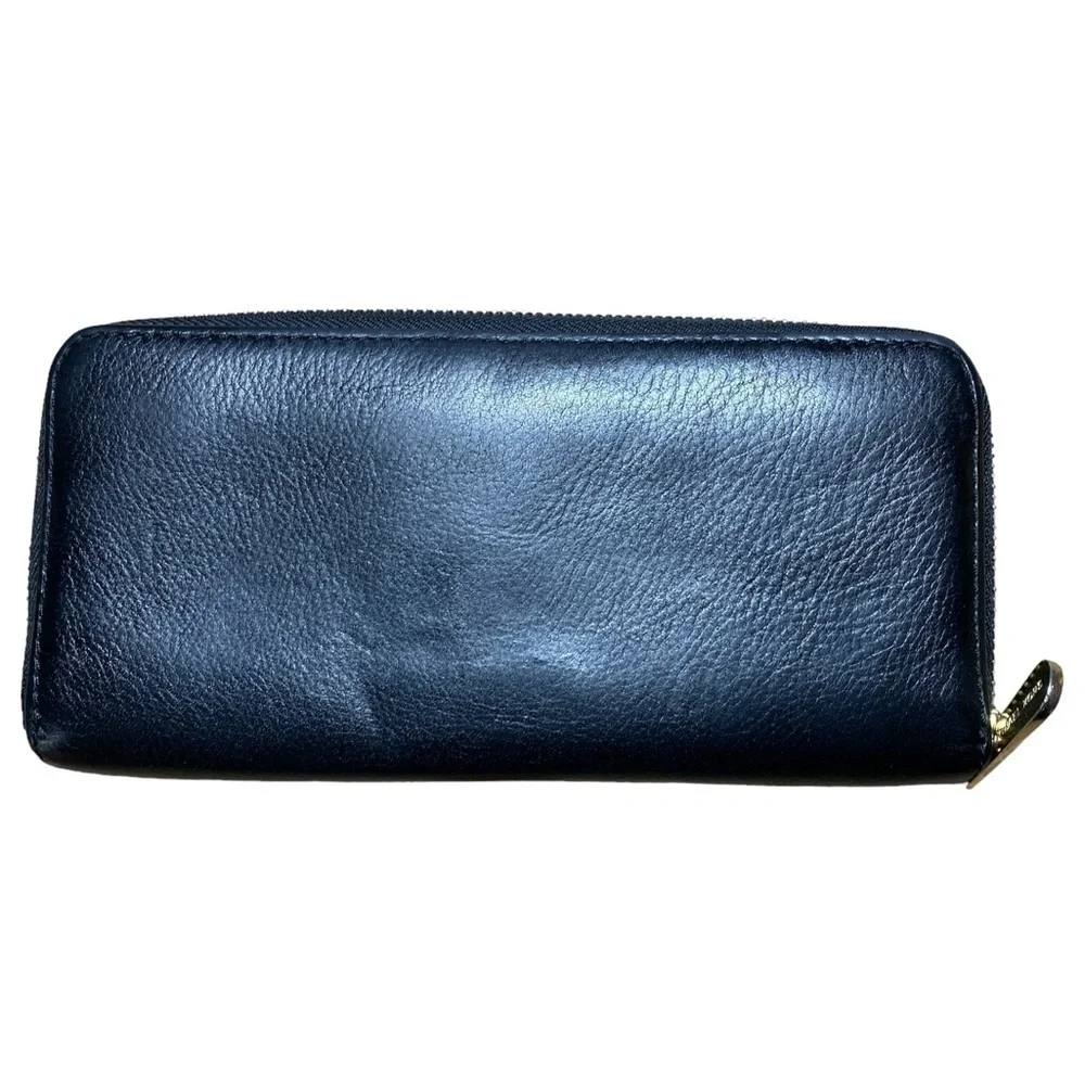 Michael Kors Leather Wallet in Black With Gold